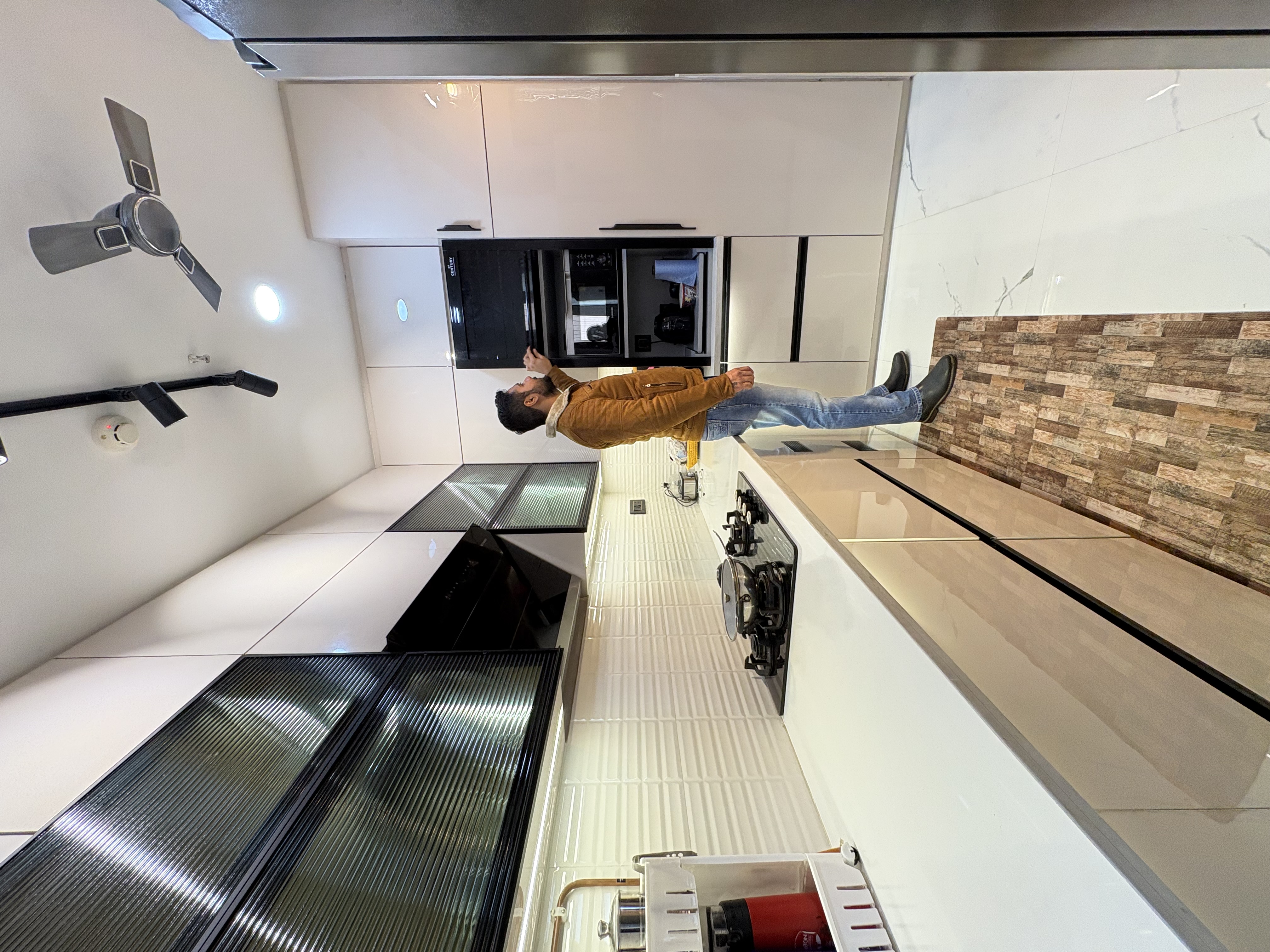 Apex Apphabe gallery image 15