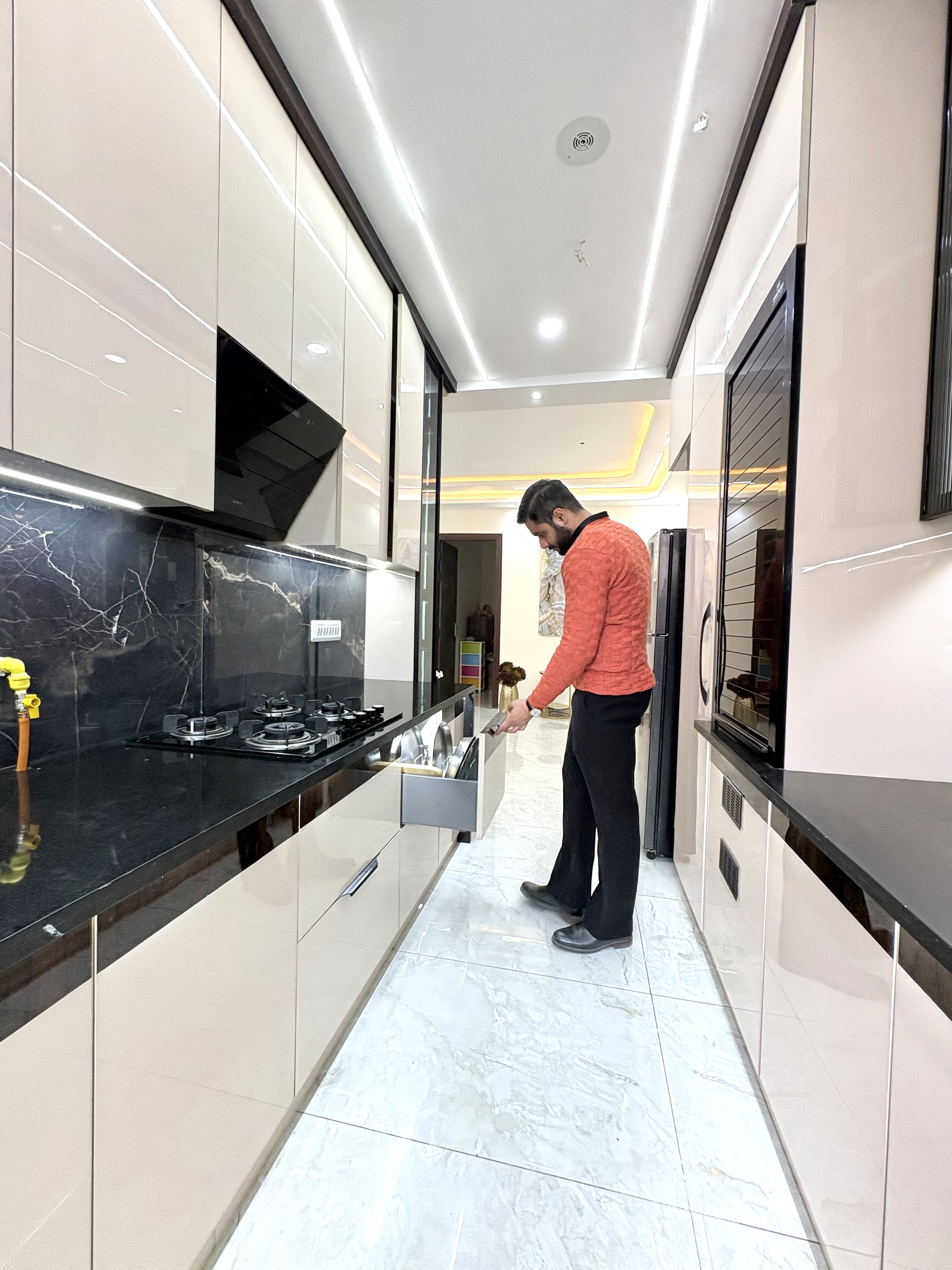 Nirala Estate interior detail 02